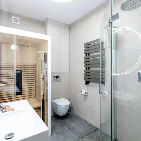 Hevenia 14 Apartamento Rewal