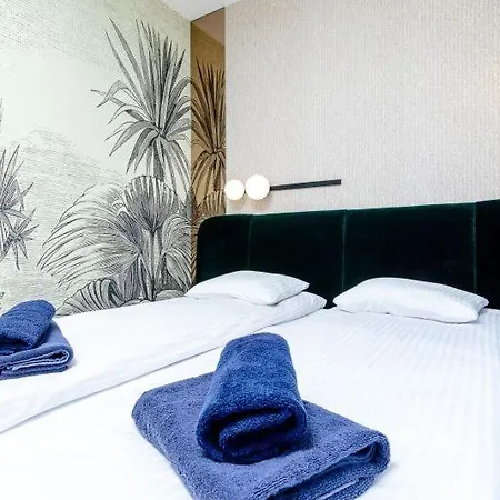 Hevenia 14 レバル