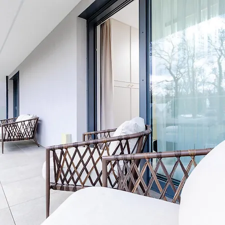 Hevenia 14 レバル