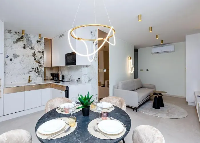 Hevenia 14 * רבאל